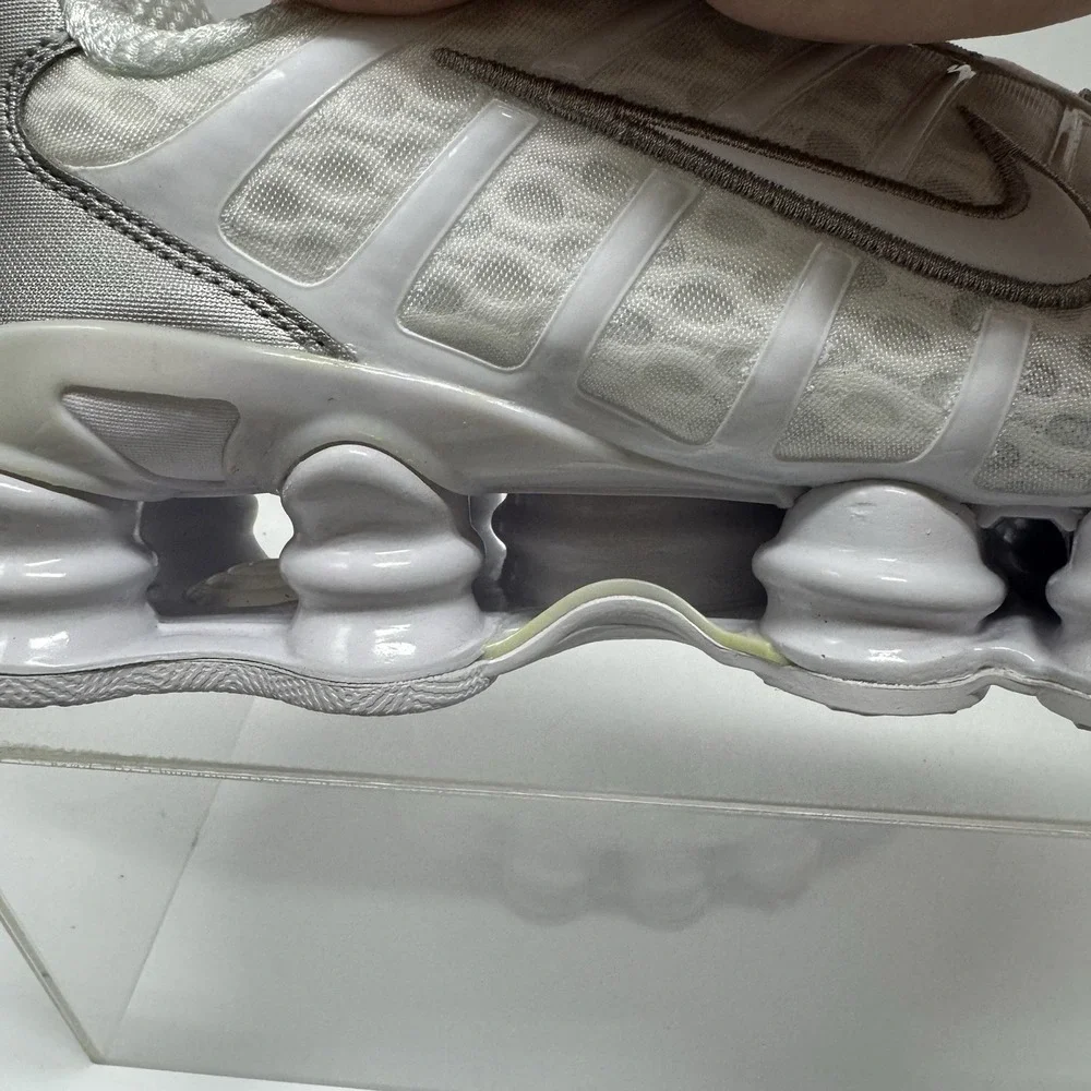 Brand New Nike Shox TL White Silver AV3595-100 Men's Size 8 / Women's Size 9.5
